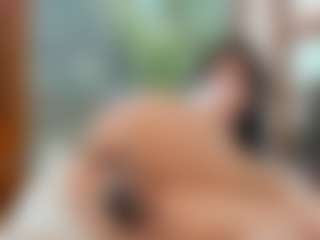 Naila's Live Sex Cam Show