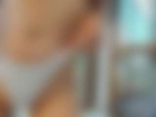 Naila's Live Sex Cam Show