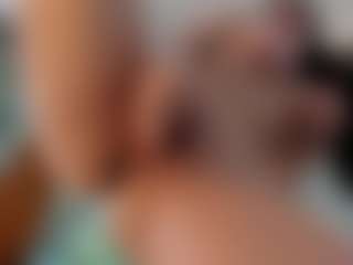 Naila's Live Sex Cam Show