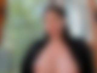 Naila's Live Sex Cam Show