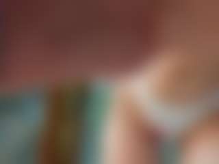 Naila's Live Sex Cam Show