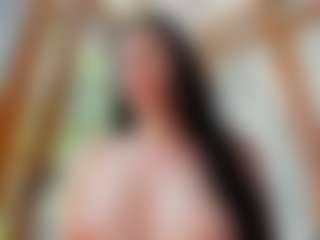 Naila's Live Sex Cam Show