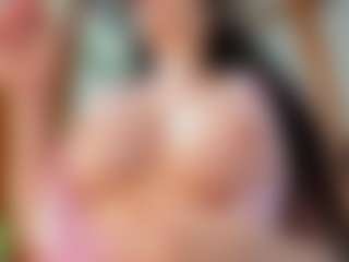Naila's Live Sex Cam Show