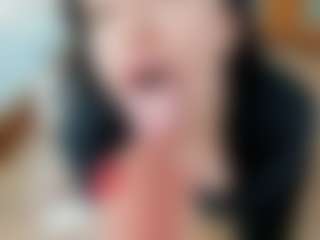 Naila's Live Sex Cam Show