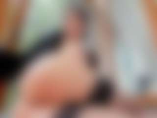Naila's Live Sex Cam Show