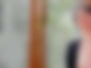 Naila's Live Sex Cam Show