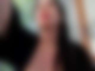Naila's Live Sex Cam Show