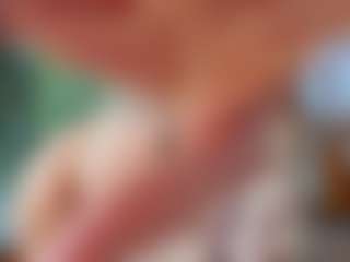 Naila's Live Sex Cam Show