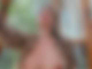 Naila's Live Sex Cam Show