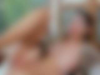 Naila's Live Sex Cam Show