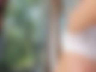 Naila's Live Sex Cam Show