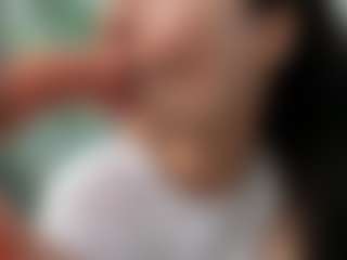 Naila's Live Sex Cam Show
