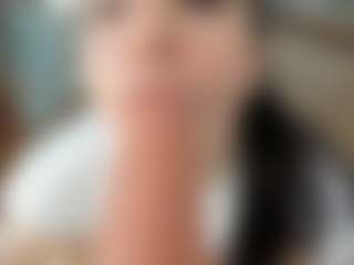 Naila's Live Sex Cam Show