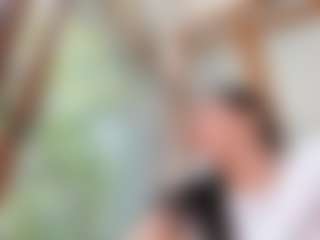 Naila's Live Sex Cam Show