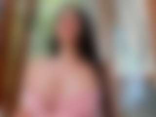 Naila's Live Sex Cam Show