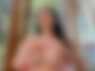 Naila's Live Sex Cam Show