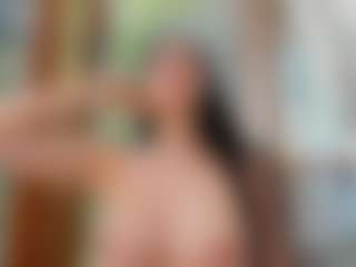 Naila's Live Sex Cam Show