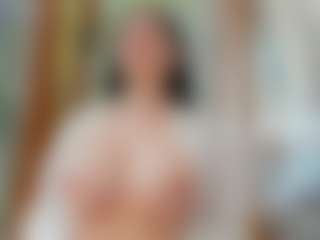 Live cam show with Naila - Small Tits on CamClone