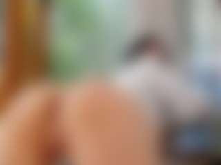 Naila's Live Sex Cam Show