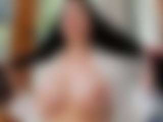 Naila's Live Sex Cam Show