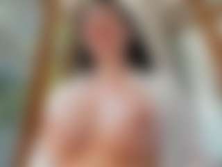 Naila's Live Sex Cam Show