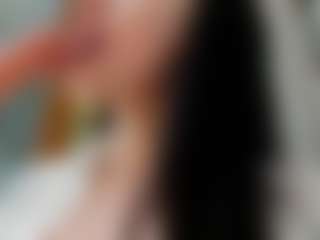 Naila's Live Sex Cam Show