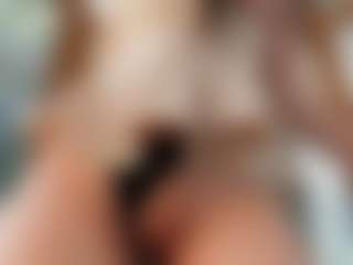 Naila's Live Sex Cam Show