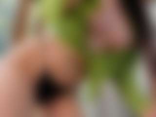 Naila's Live Sex Cam Show