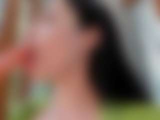 Naila's Live Sex Cam Show
