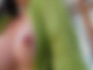 Naila's Live Sex Cam Show