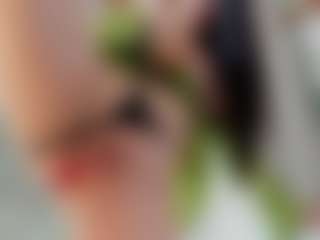 Naila's Live Sex Cam Show