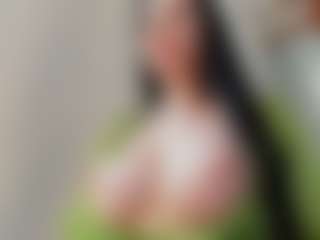 Naila's Live Sex Cam Show