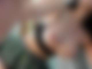 Naila's Live Sex Cam Show