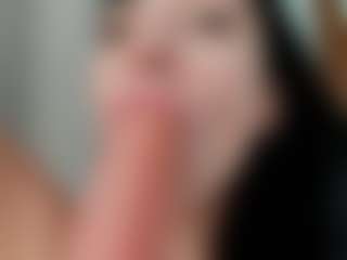 Naila's Live Sex Cam Show
