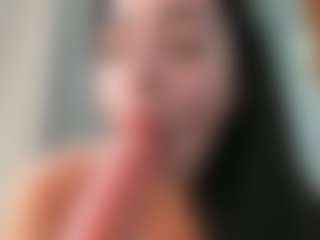 Naila's Live Sex Cam Show
