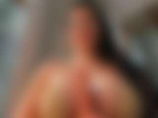 Naila's Live Sex Cam Show