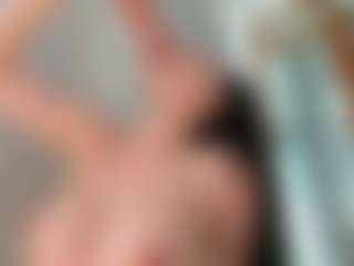 Naila's Live Sex Cam Show