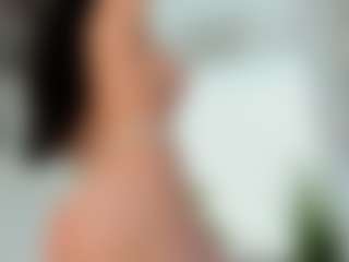 Naila's Live Sex Cam Show