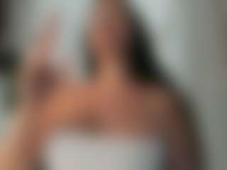 Naila's Live Sex Cam Show