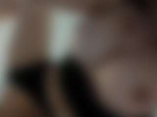 Naila's Live Sex Cam Show