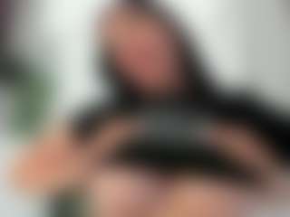 Naila's Live Sex Cam Show