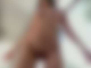 Naila's Live Sex Cam Show