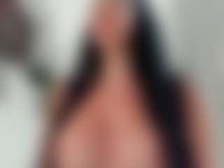 Naila's Live Sex Cam Show