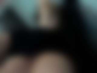 Naila's Live Sex Cam Show