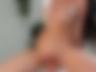 Naila's Live Sex Cam Show