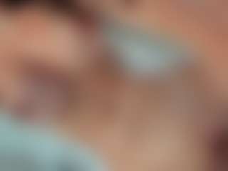 Naila's Live Sex Cam Show