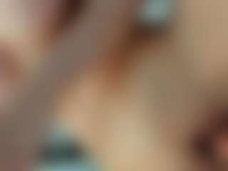 Naila's Live Sex Cam Show