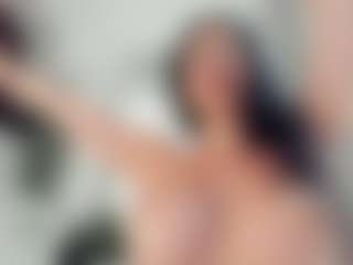 Naila's Live Sex Cam Show