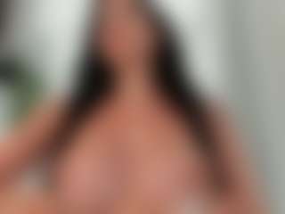 Naila's Live Sex Cam Show