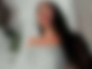 Naila's Live Sex Cam Show